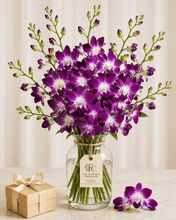 Cargar imagen en el visor de la galería, Thailand Orchid Bouquet with Vase – 10 Stems - theflowerscreations