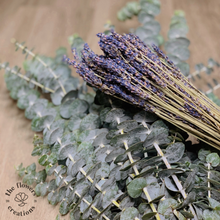 Cargar imagen en el visor de la galería, Fresh Eucalyptus &amp; Lavender Shower Bundle
